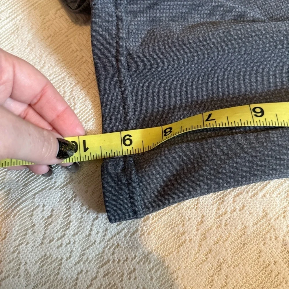 Hylete above knee drawstring zipper pocket athletic shorts